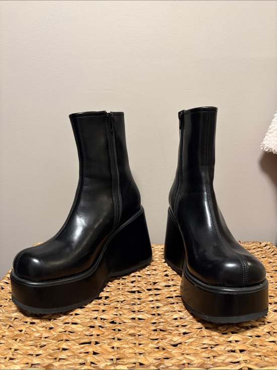 Jeffrey Campbell Shoes - Jeffrey Campbell Black Leather Platform Ankle Boots